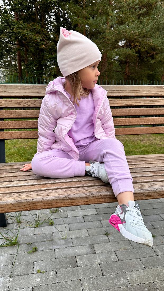 Пастельная куртка для девочки