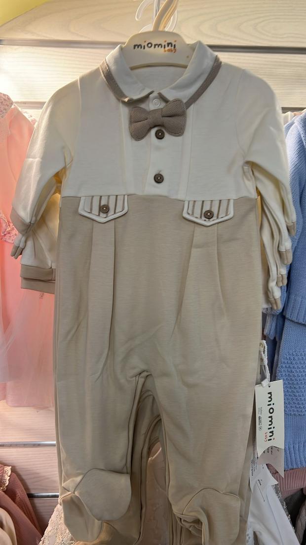 Элегантный детский комбинезон