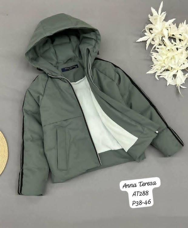 Модная куртка для девочки