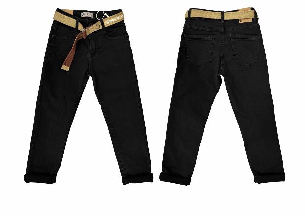 Черные джинсы с ремнем