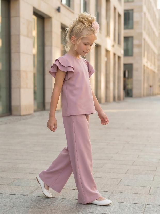 Catherine Chic Set - image 5