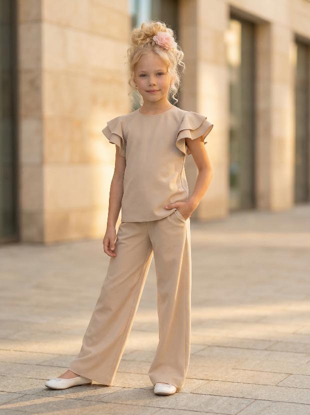 Catherine Chic Set - image 4