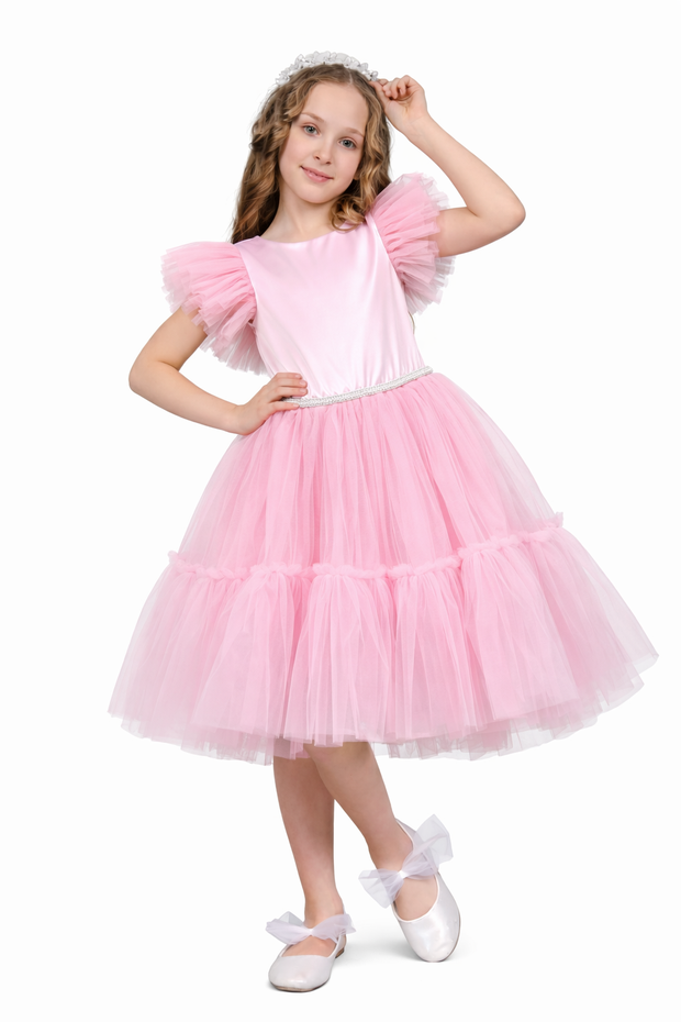 Розовое тюлевое платье принцессы