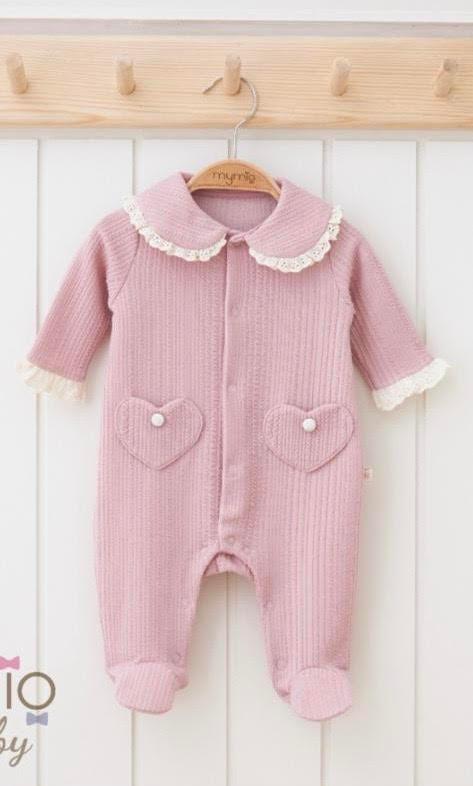 Кружевной комбинезон для малышки