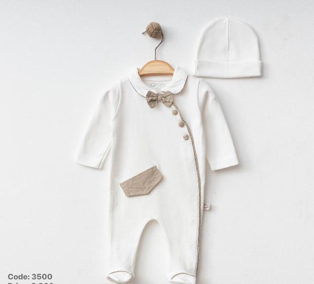 Изысканный детский комбинезон