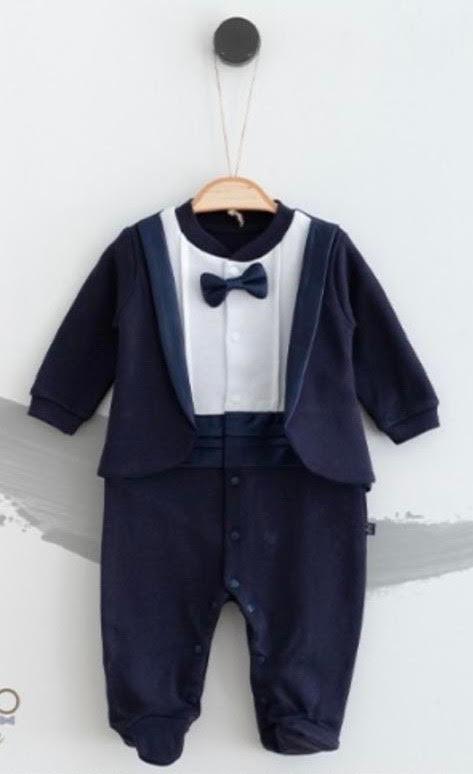Нарядный комбинезон для малыша