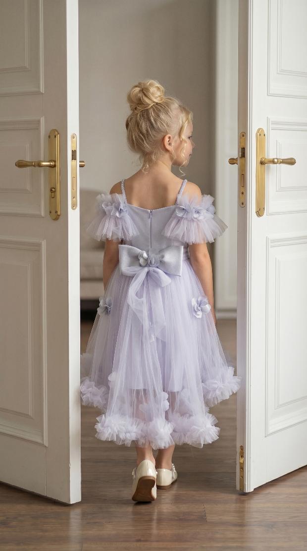 White Tulle Princess Dress - image 3